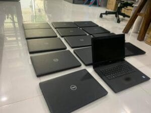 DELL LATITUDE 3480 (Cpu Intel Core i3-6006U 2.0Ghz, 4GB RAM, SSD 256Gb sieu nhanh, VGA intel HD(R) Graphics 520 , Màn hình 14 inch rõ nét, Window 10