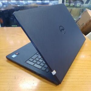 dell vostro 15-3568. I5-7200u 8gb 1000gb vga rời AMD Radeon HD 8500M