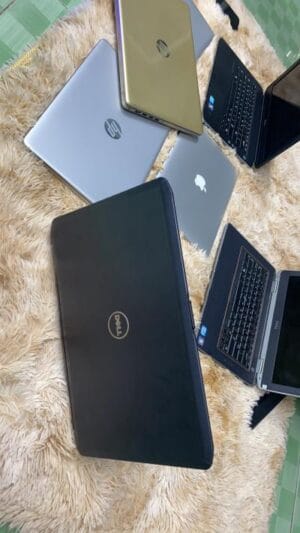 LAPTOP DELL LATITUDE E5530 ( I5 3340M / RAM 4GB / HDD 500GB / VGA INTEL (R) HD GRAPHICS 4000 )